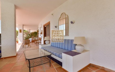 Exclusiva villa con impresionantes vistas panorámicas junto al Club de Golf de Altea